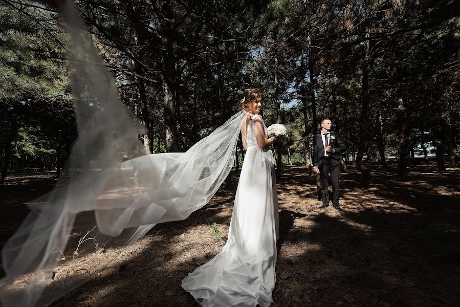 Bryllupsfotograf Anastasiya Steshova (anastasiyaalexey). Foto fra juli 18 2019