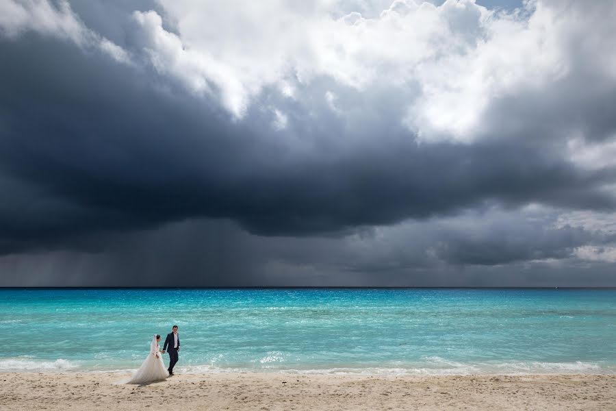 Fotógrafo de casamento Hugo Magallanes (2mnfotografia). Foto de 8 de fevereiro 2020