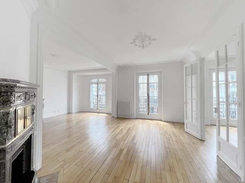 Location  appartement 3 pièces 87.43 m² à Paris 17ème (75017), 2 740 €