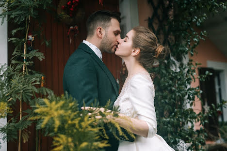 Fotógrafo de casamento Gera Urnev (urnev). Foto de 4 de fevereiro 2020