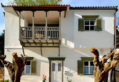 Villa en bord de mer avec jardin 2