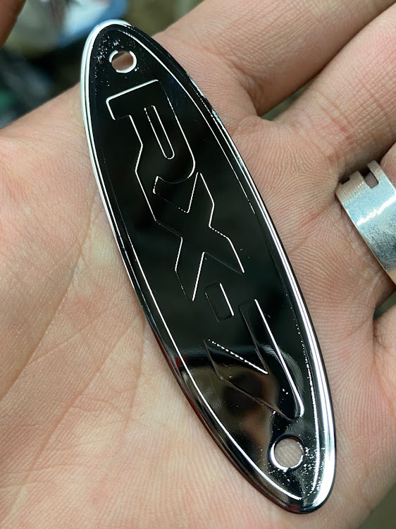 RX-7の青空整備・タワーバー装着・タワーバー磨き・タワーバー塗装・DIYに関するカスタム事例の投稿画像5枚目