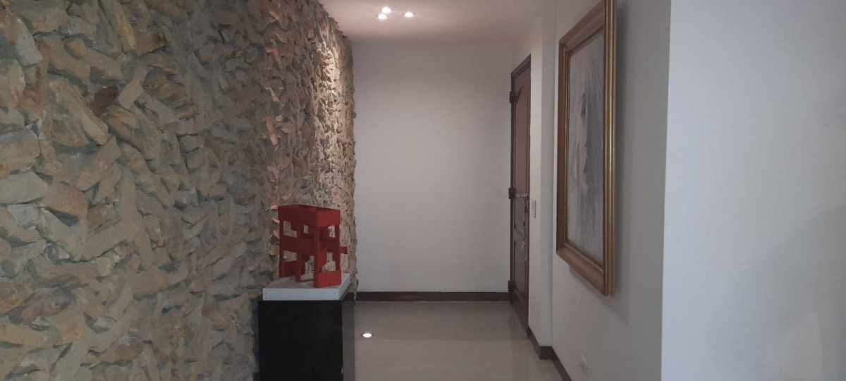 Apartamento En Venta - Chico Navarra, Bogota