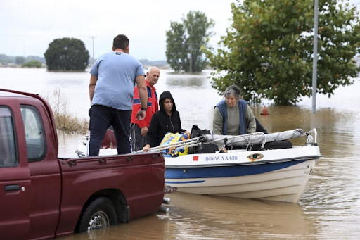 U poplavama u Grčkoj poginule četiri osobe, više od 880 evakuisano