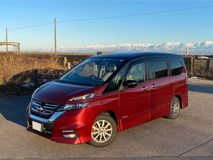 セレナの洗車・立山連峰とコラボ・群馬はいいぞ！・日産AURAに関するカスタム事例の投稿画像3枚目