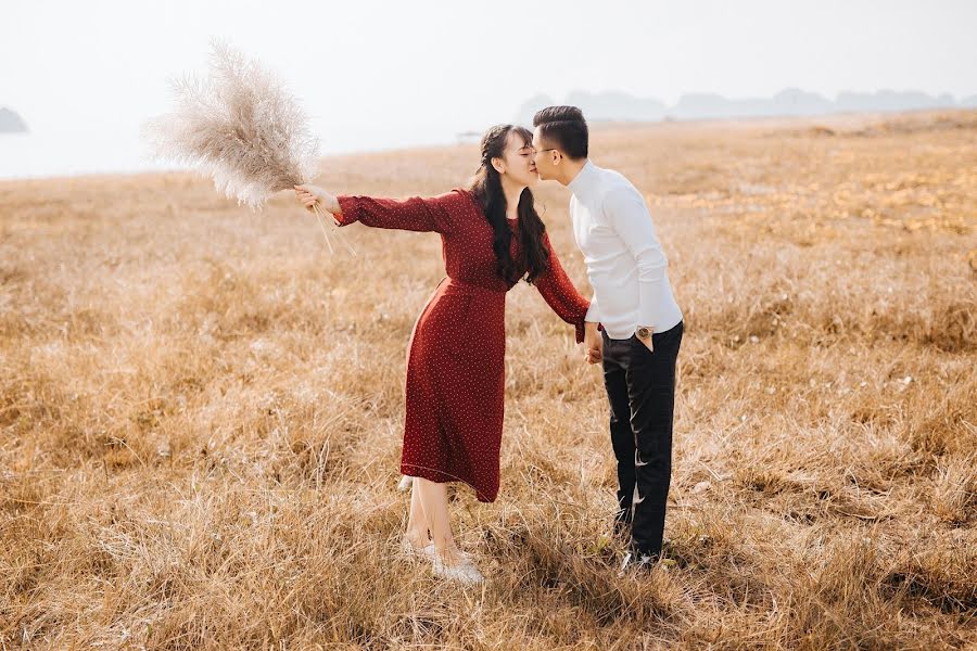 Fotógrafo de bodas Ảnh Viện (deparisstudio). Foto del 5 de mayo 2020