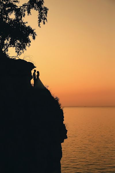 Fotógrafo de casamento Aleksey Layt (lightalexey). Foto de 26 de fevereiro 2018