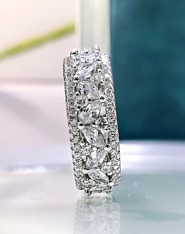 Horse Eyed Women's Full Diamond Wid - 3