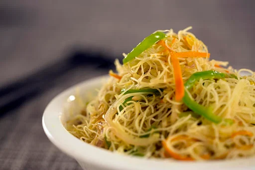 Cantonese Rice Noodles Veg(Mc)