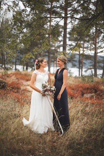 ช่างภาพงานแต่งงาน Anne Harkestad (harkestadanne) ภาพเมื่อ 14 พฤษภาคม 2019
