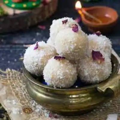 D/F Coconut Laddu