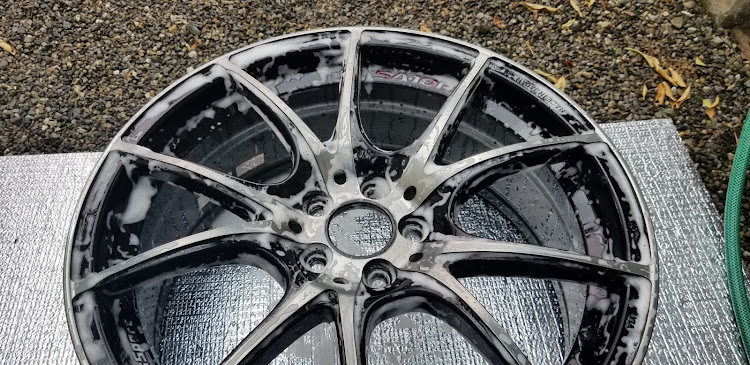 プリウス G'sのWeberSports・SA-10Rに関するカスタム事例の投稿画像2枚目