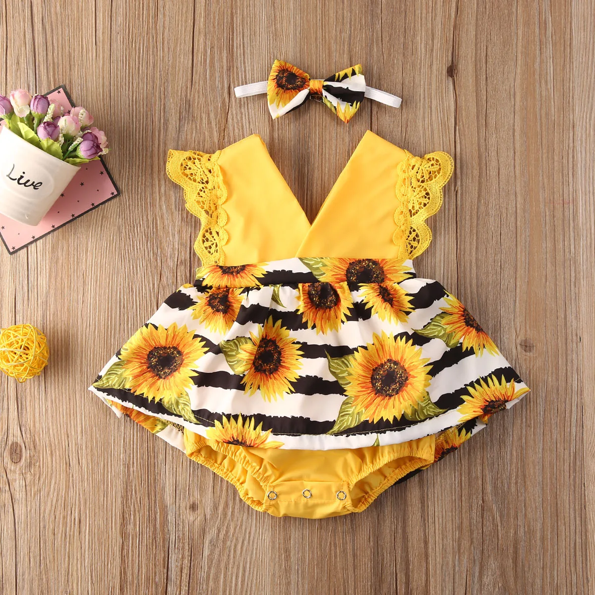 images slider number - 1