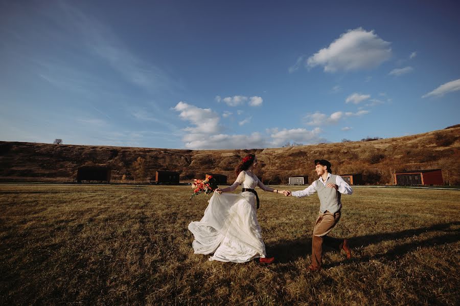 Wedding photographer Dmitriy Shipilov (vachaser). Photo of 7 January 2020