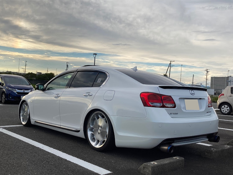 @つ〜さんが投稿したTOYOTAレクサスGS・TOYOTAレクサゲス・DIY・車高調整・コラボお待ちしてますよ〜😂に関するカスタム事例の投稿画像6枚目