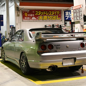 スカイライン R33