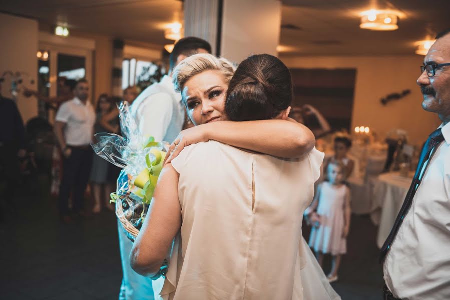 Fotografo di matrimoni Maximilian Aisenbrey (aisenbrey). Foto del 31 marzo 2019