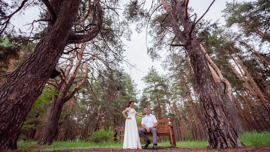 Bryllupsfotograf Vitaliy Sapegin (kookx). Bilde av 2 juli 2022