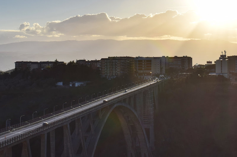 Viadotto Morandi C.zaro di Paco9165