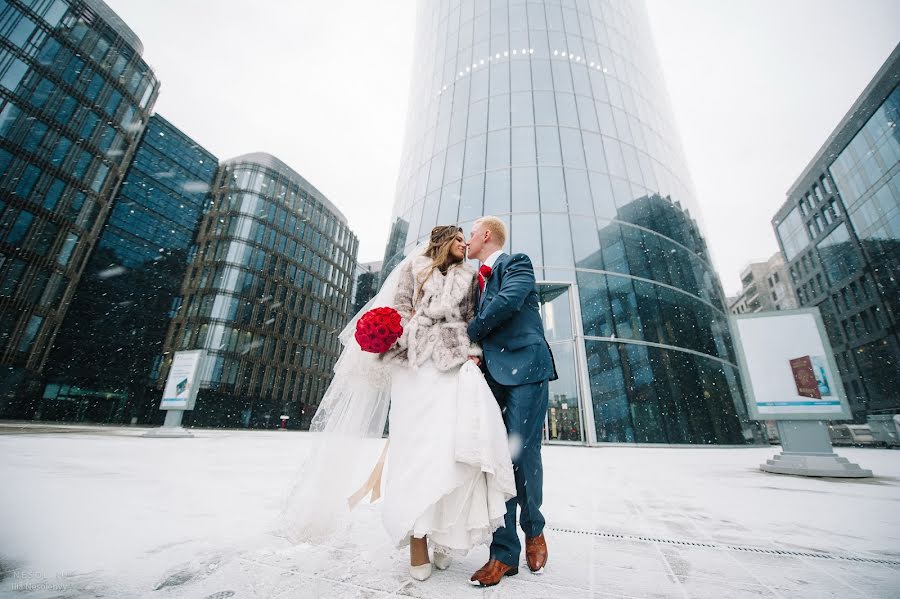 Fotógrafo de casamento Ilya Nesolenyy (nesol). Foto de 6 de janeiro 2015