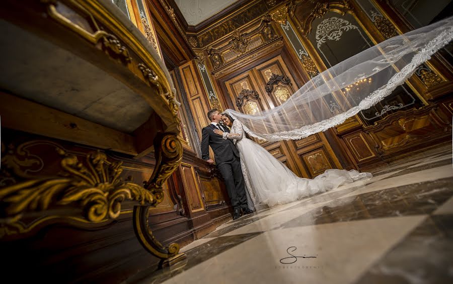 Fotógrafo de casamento Róbert Sörényi (rsorenyi). Foto de 22 de julho 2021