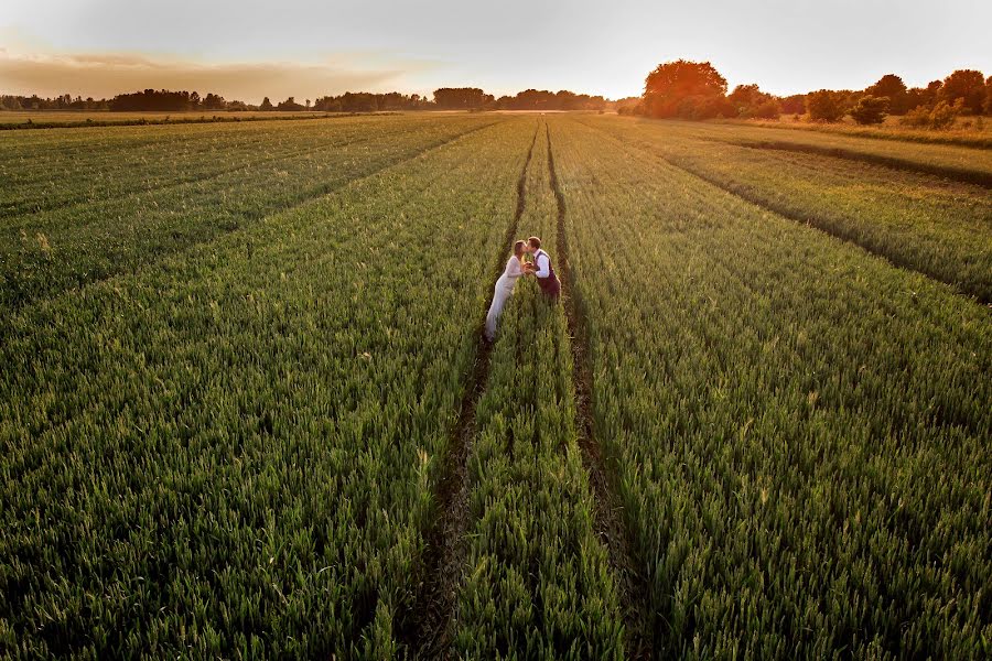 Wedding photographer Marcin Czajkowski (fotoczajkowski). Photo of 8 June 2022