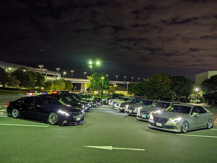 ローレルのマジェスタ・クラウン・マークX120・LS・若洲公園MTに関するカスタム事例の投稿画像1枚目