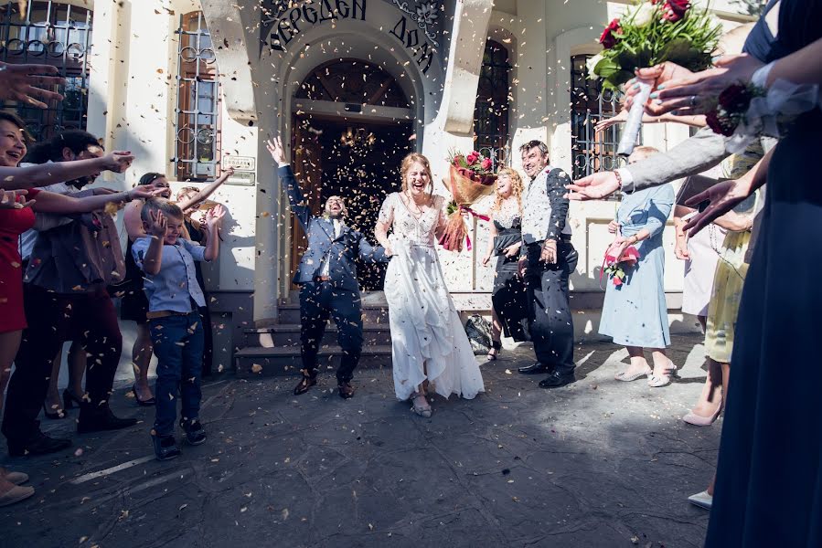 Fotografo di matrimoni Violeta Pencheva (violetapencheva). Foto del 17 marzo 2021