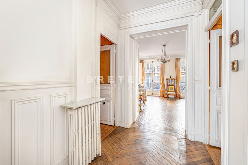 Apartment 4
