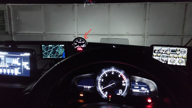 CX-3のDPB-M・ジャンク品・OBD2分岐スプリッター・ブーストメーターに関するカスタム事例の投稿画像1枚目