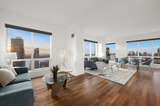 Apartment with pool 4