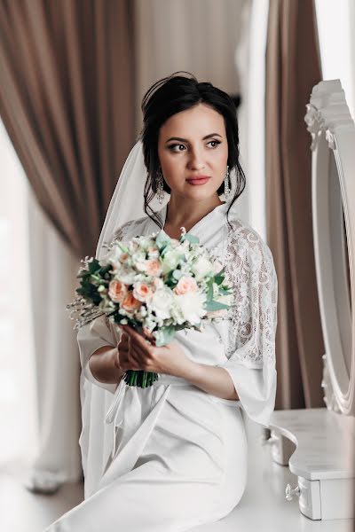 Fotografo di matrimoni Oksana Denisova (999oksanka999). Foto del 21 agosto 2020