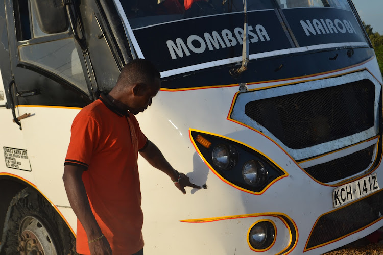 Quick response by the Mombasa Raha driver bus managed to save over 47 passengers from the heavily armed Al Shabaab terrorists who killed three people and injured three others in a daylight attack on Thursday.