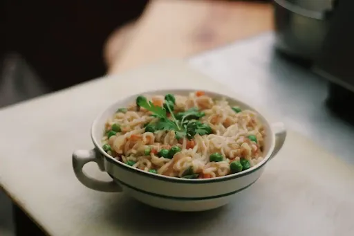 Paneer Atta Maggi With Veggies