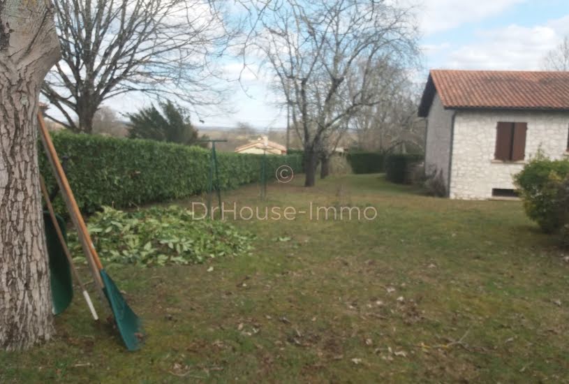  Vente Terrain agricole - 2 400m² à Castillonnès (47330) 