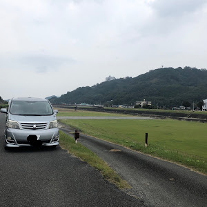 アルファード