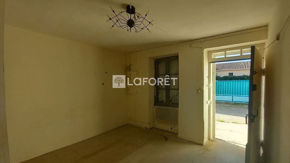 Vente maison 3 pièces 43 m² à Sorgues (84700), 85 000 €