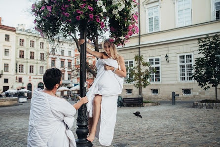 Wedding photographer Mikola Cimbalyuk (mikolacimbal). Photo of 16 February 2021