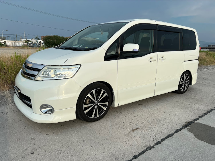 セレナの愛車カスタムエピソードに関するカスタム事例の投稿画像3枚目