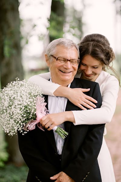 Wedding photographer Slava Peresvet (slavaperesvet). Photo of 10 February 2019