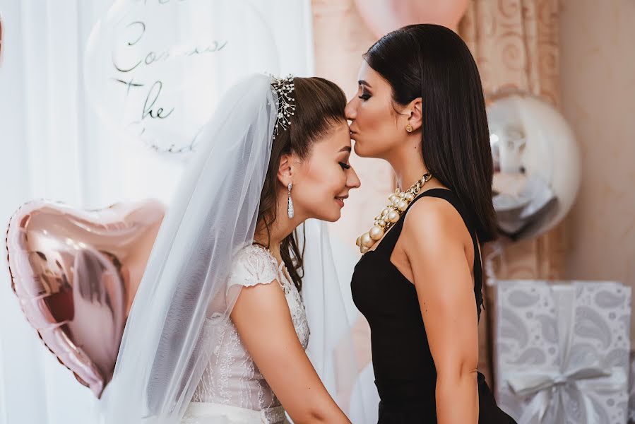 Wedding photographer Elizaveta Duraeva (lizzokd). Photo of 6 April 2019