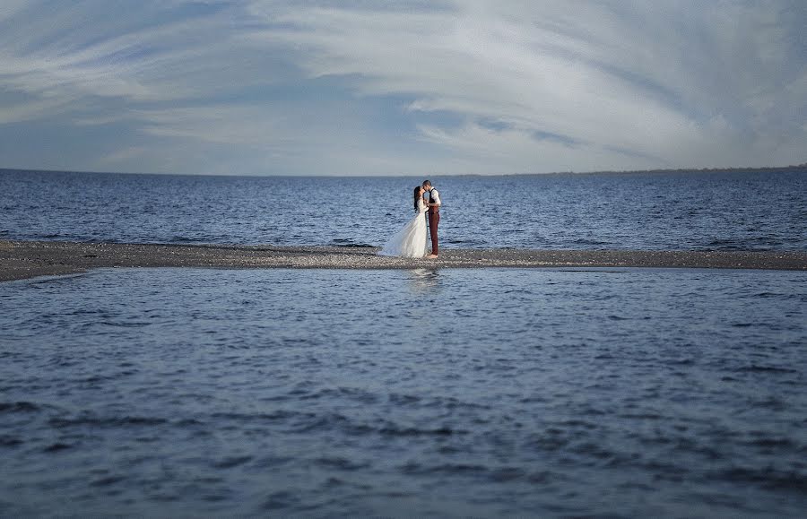 Fotografo di matrimoni Eva Vikulina (evavi). Foto del 10 maggio 2022