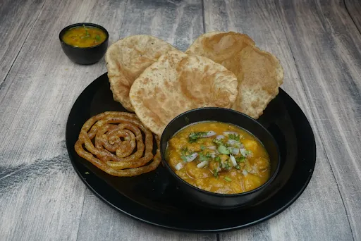 Poori Sabzi With Jalebi