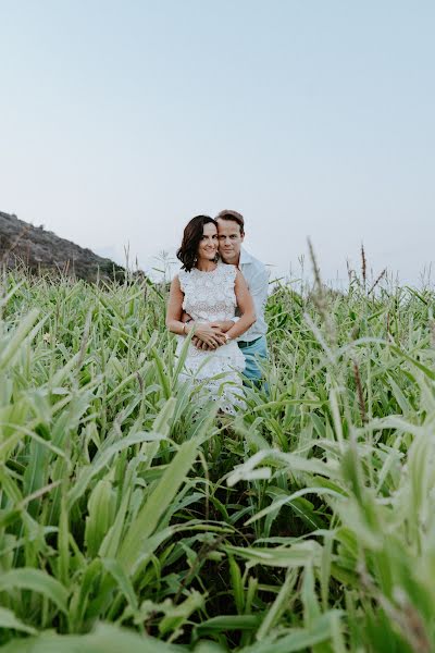 Fotógrafo de casamento Olga Kornilova (olelukole). Foto de 13 de outubro 2021