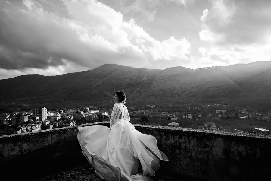 Fotógrafo de casamento Roberto Menzione (menzionestudios). Foto de 14 de dezembro 2023