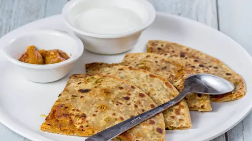 1 Onion Paratha Box