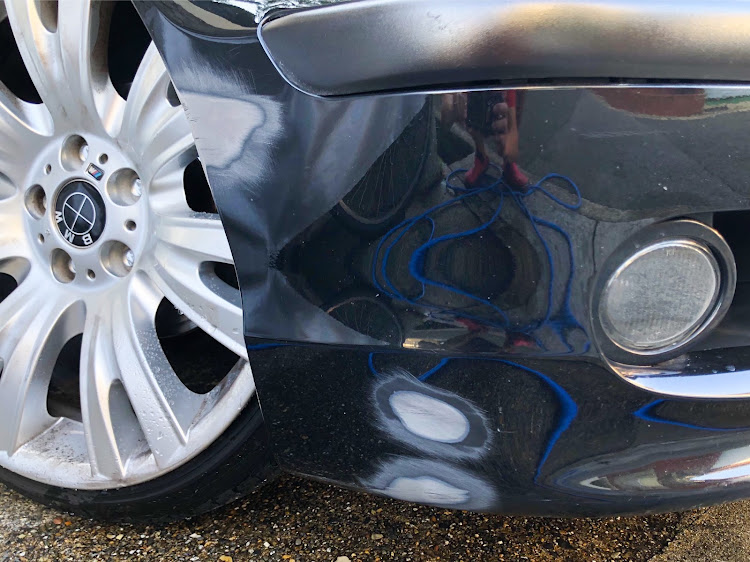 3シリーズ ツーリングのBMW・E46・DIY・たたき出しフェンダー・板金に関するカスタム事例の投稿画像7枚目