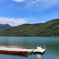 鯉魚潭樹屋餐廳