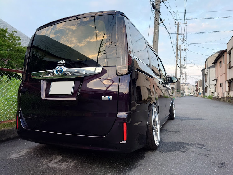 ノアの斜め45度後方の美学・斜め45度の美学・workwheels・GNOSIS CVS・ワイトレ25mmに関するカスタム事例の投稿画像2枚目