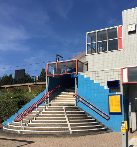 Nieuwerkerk aan den IJssel Trainstation